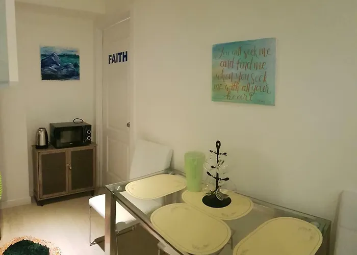 Azure Urban 2br - Gospel Haven Staycation *